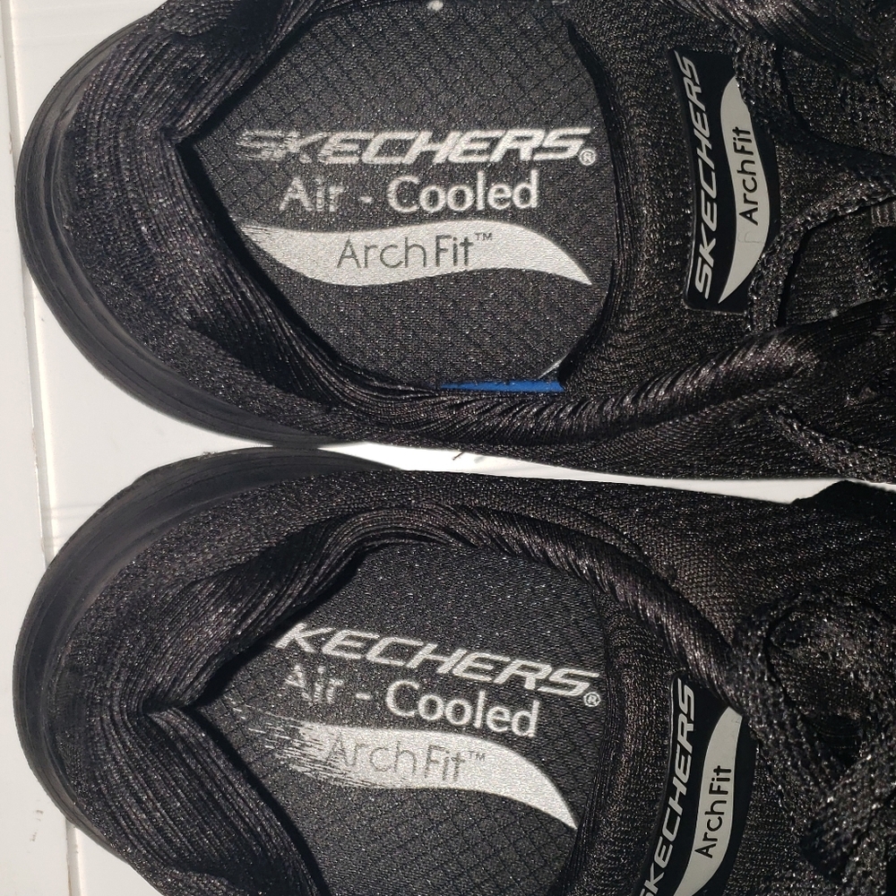 Skechers Arch Fit sneakers - Picture 7 of 8